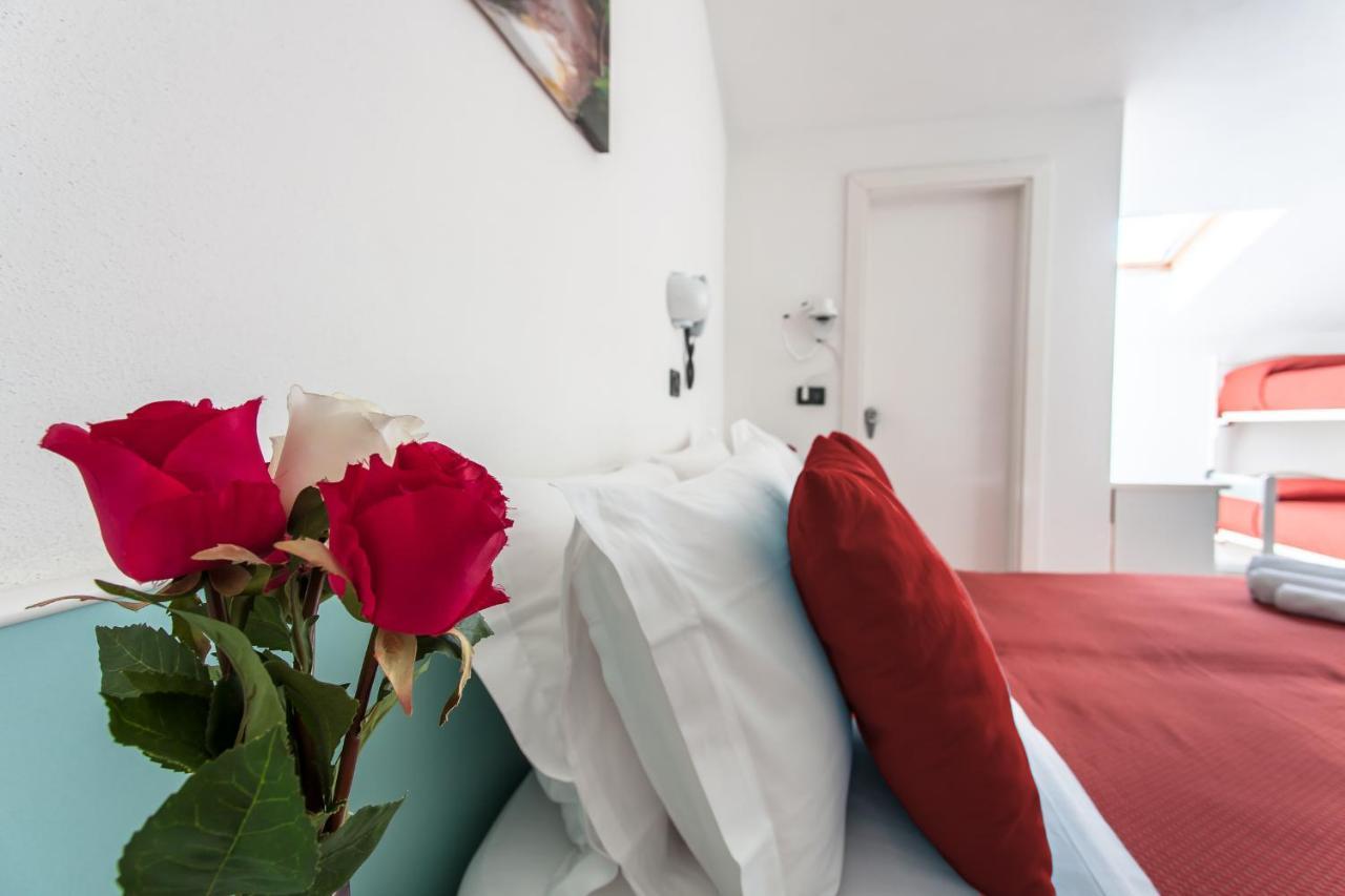 Hotel Giove Dipendenza Hotel Fiamma Cesenatico Kültér fotó