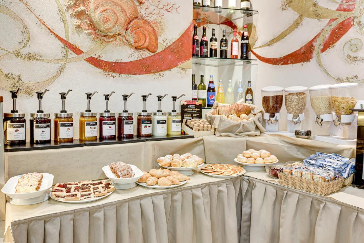 Hotel Giove Dipendenza Hotel Fiamma Cesenatico Kültér fotó