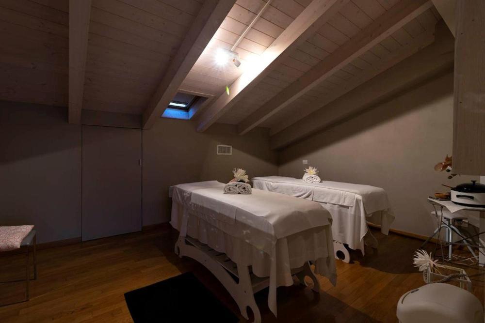 Hotel Giove Dipendenza Hotel Fiamma Cesenatico Kültér fotó