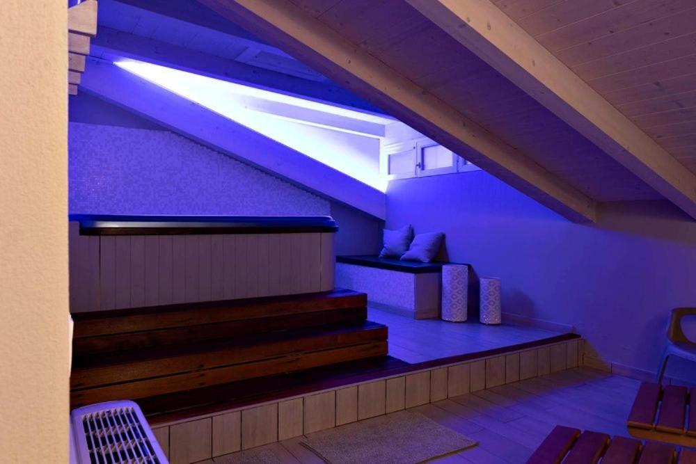 Hotel Giove Dipendenza Hotel Fiamma Cesenatico Kültér fotó