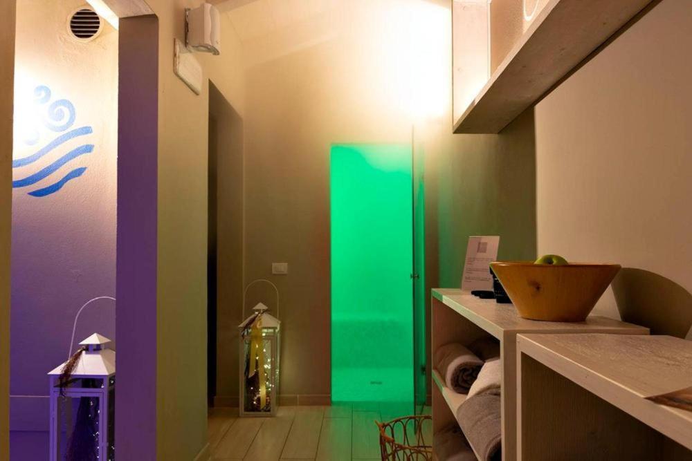 Hotel Giove Dipendenza Hotel Fiamma Cesenatico Kültér fotó