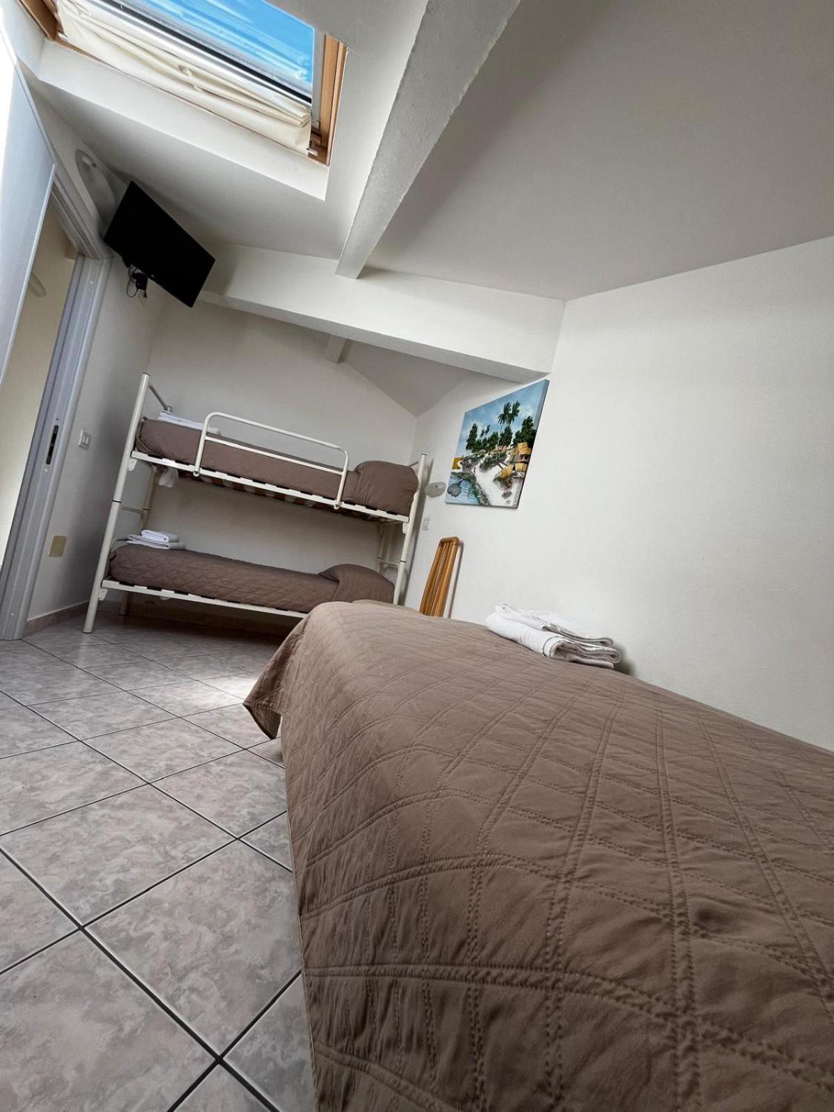 Hotel Giove Dipendenza Hotel Fiamma Cesenatico Kültér fotó