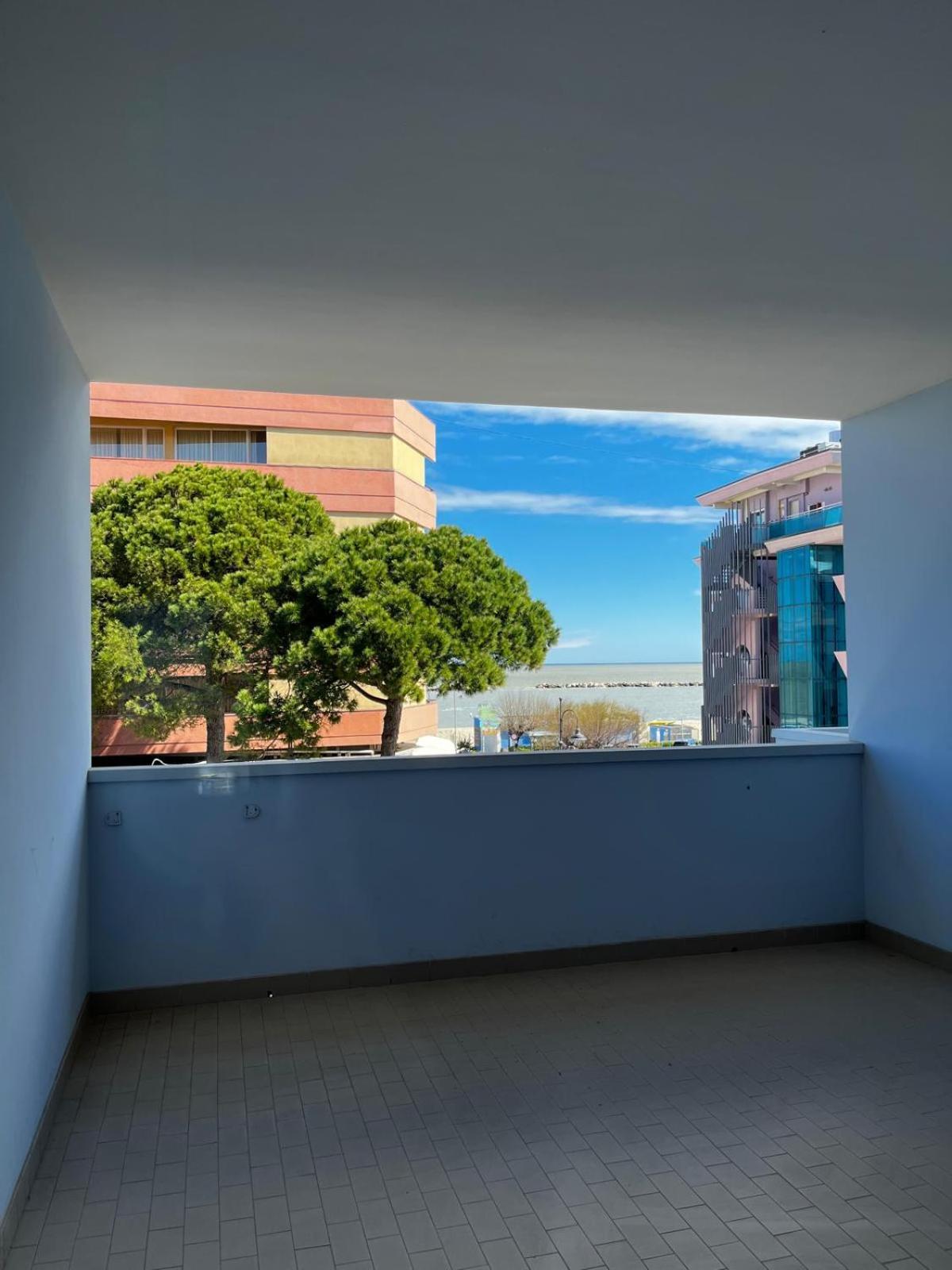Hotel Giove Dipendenza Hotel Fiamma Cesenatico Kültér fotó